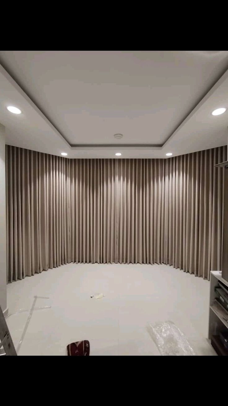 Accessories gallery image 34